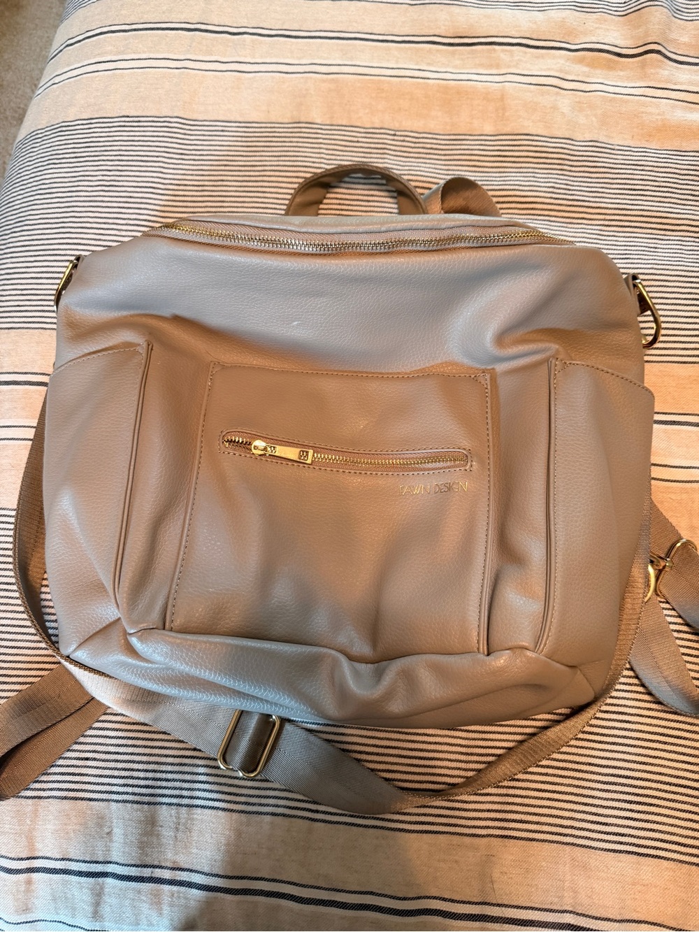 Fawn Design Diaper Bag - Picture 2 of 9